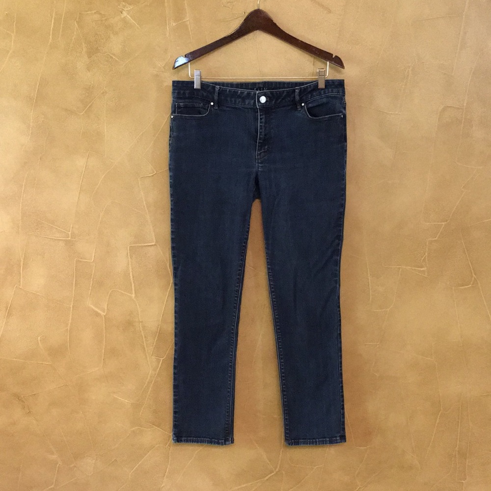 WHBM The Slim Jean. Sz 14S